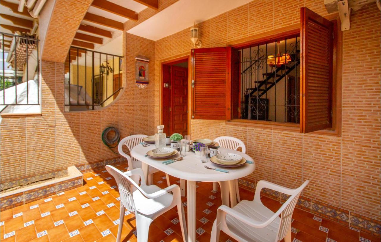 Stunning Home In Los Alcazares With Kitchen Bagian luar foto